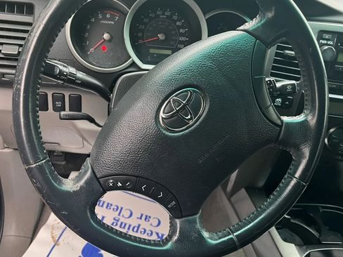 Used 2008 Toyota 4Runner Sport image 3