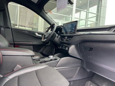 Used 2023 Ford Escape ST-Line w/ Tech Pack #1 image 29