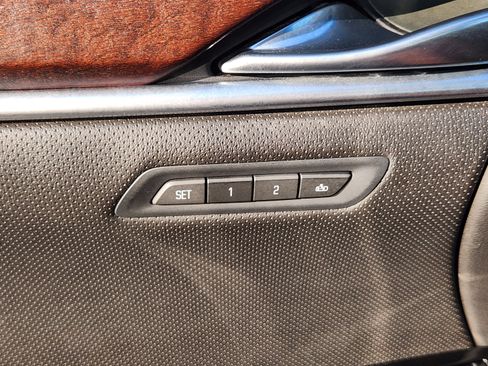 Used 2019 Cadillac XTS Luxury FWD image 19