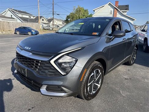 Used 2023 Kia Sportage LX image 10