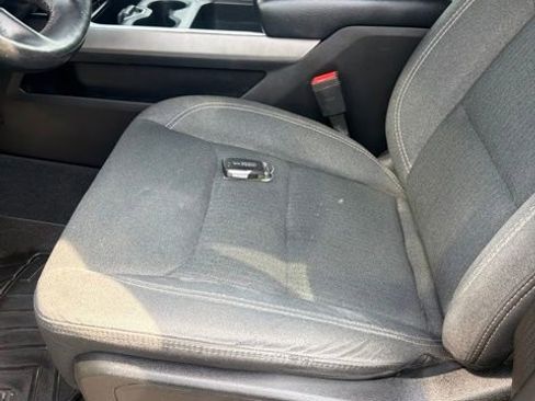 Used 2019 RAM 1500 Big Horn AWD/4WD image 1