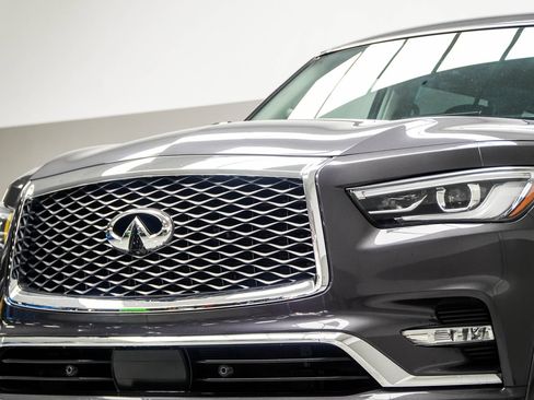 Used 2024 INFINITI QX80 Luxe image 2