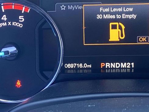 Used 2018 Ford F250 Lariat w/ Chrome Package image 21