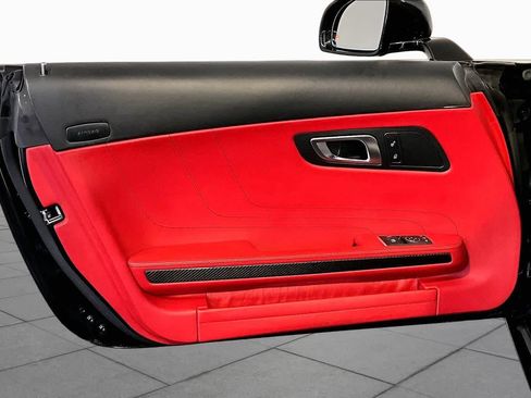 Used 2012 Mercedes-Benz SLS AMG Roadster image 19