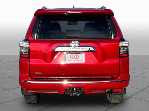 Used 2024 Toyota 4Runner Limited AWD/4WD image 5