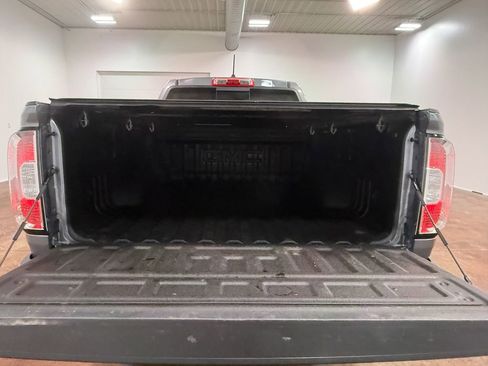 Used 2022 GMC Canyon AT4 image 27