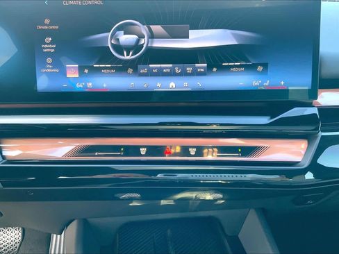 Used 2026 BMW 530i w/ Premium Package image 47