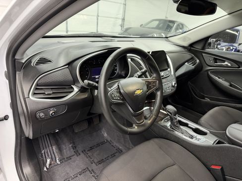 Used 2024 Chevrolet Malibu LT w/ Redline Edition image 15