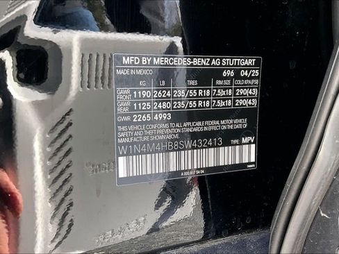 Certified 2025 Mercedes-Benz GLB 250 250 image 22