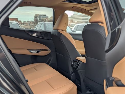Used 2025 Lexus NX 350 AWD image 31