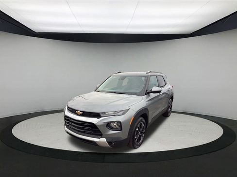 Used 2023 Chevrolet TrailBlazer LT image 4