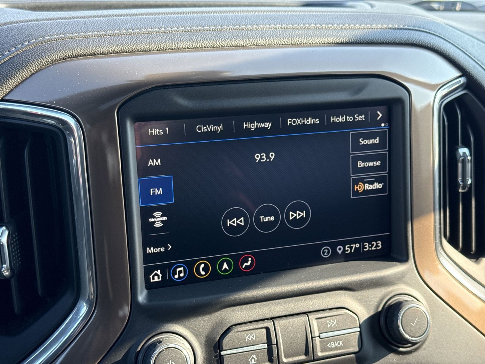 Used 2020 Chevrolet Silverado 3500 High Country w/ Z71 Off-Road Package AWD/4WD image 18