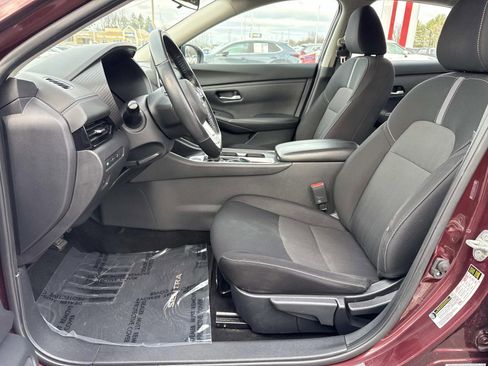 Used 2022 Nissan Sentra SV image 28