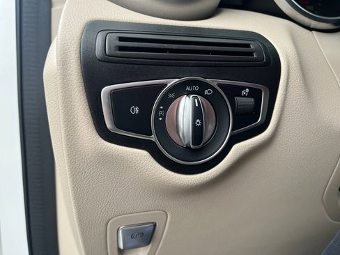 Certified 2022 Mercedes-Benz GLC 300 4MATIC w/ Premium Package Lite image 26