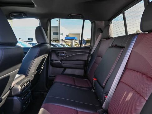 New 2026 Honda Ridgeline Black Edition image 17
