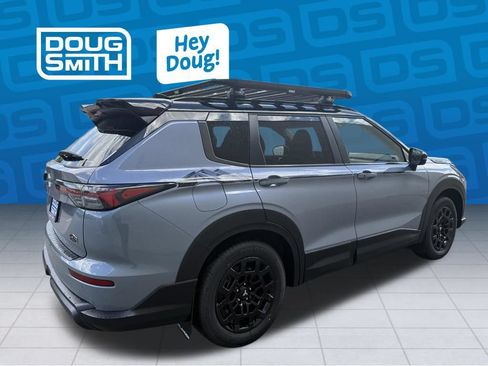 New 2026 Mitsubishi Outlander AWD image 4