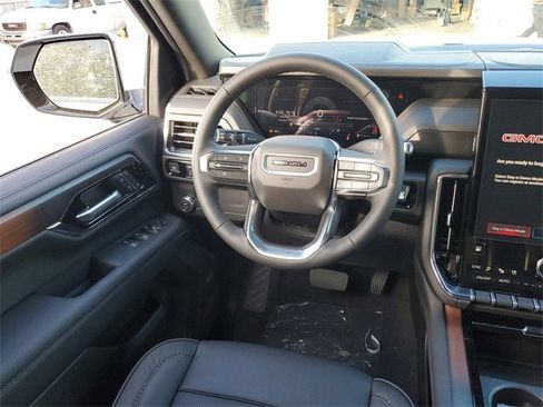 New 2026 GMC Yukon XL Denali image 13