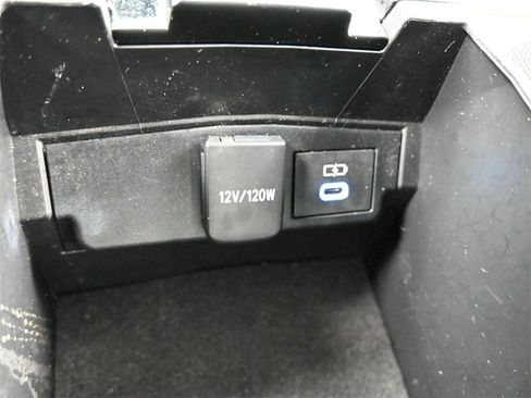 Used 2022 Toyota Corolla SE image 13