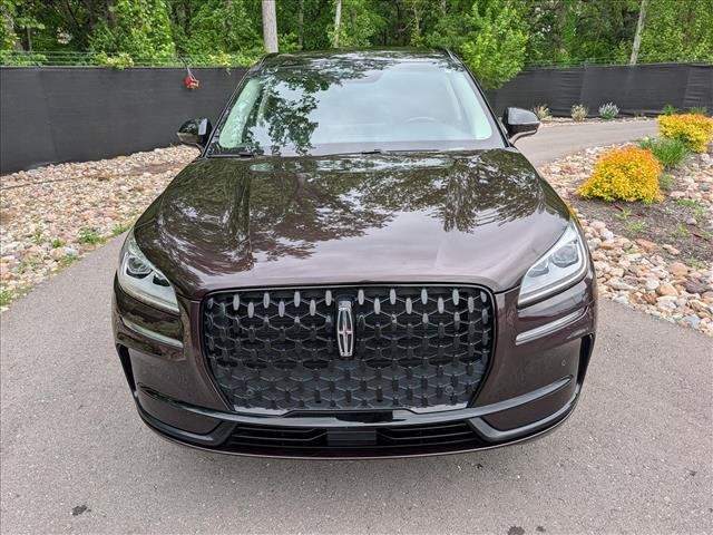 Certified 2023 Lincoln Corsair Reserve w/ Equipment Group 201A AWD/4WD image 8
