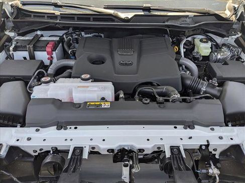 New 2026 Toyota Tundra Platinum AWD/4WD image 15