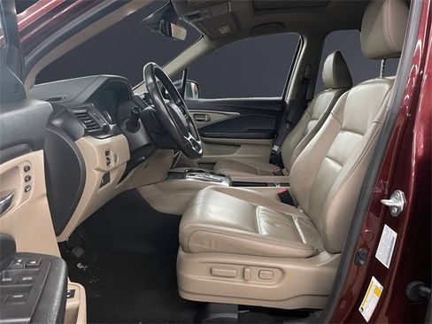Certified 2022 Honda Pilot Special Edition image 9