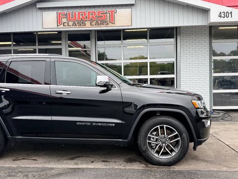Used 2021 Jeep Grand Cherokee Limited w/ Sun & Sound Group RWD image 11