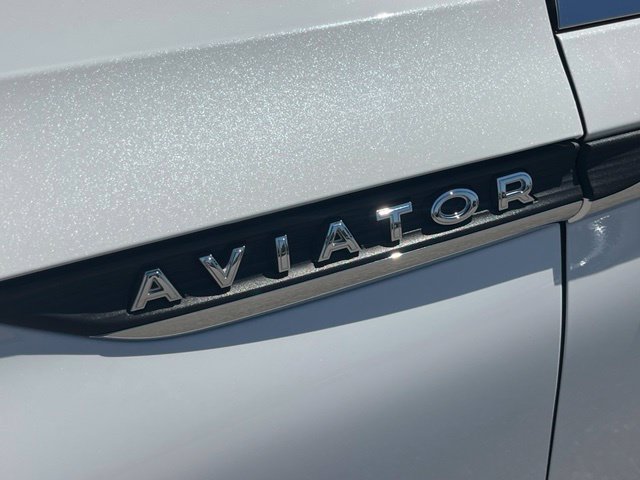 Used 2020 Lincoln Aviator Reserve w/ Equipment Group 202A AWD/4WD image 31