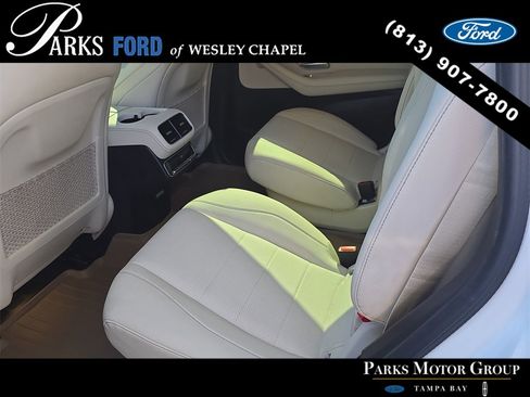 Used 2024 Mercedes-Benz GLS 450 4MATIC image 16