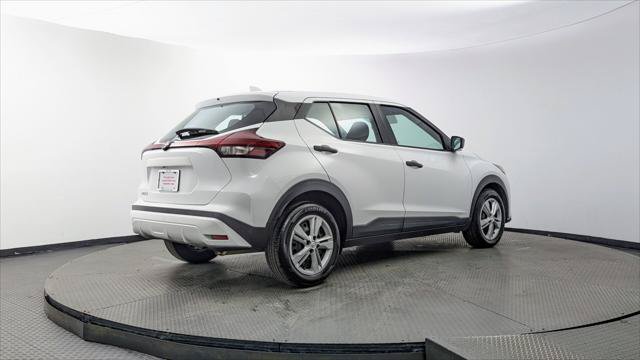Used 2023 Nissan Kicks S FWD image 8