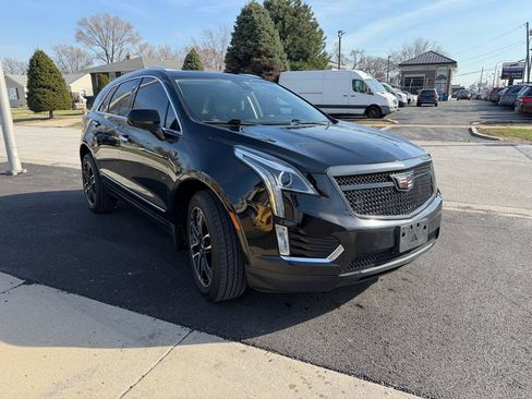 Used 2019 Cadillac XT5 Luxury AWD/4WD image 3