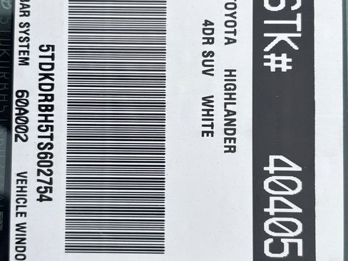 New 2026 Toyota Highlander XLE image 21