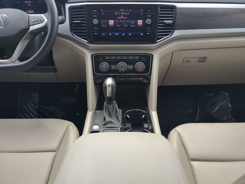 Used 2023 Volkswagen Atlas SE w/ Panoramic Sunroof Package FWD image 18