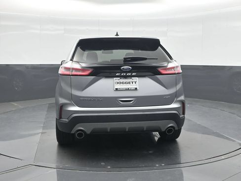 Certified 2024 Ford Edge Titanium AWD/4WD image 17