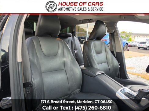 Used 2017 Volvo V60 T5 Cross Country w/ Climate Package AWD/4WD image 43