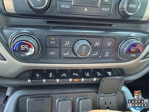 Used 2019 GMC Sierra 2500 Denali w/ Duramax Plus Package AWD/4WD image 17