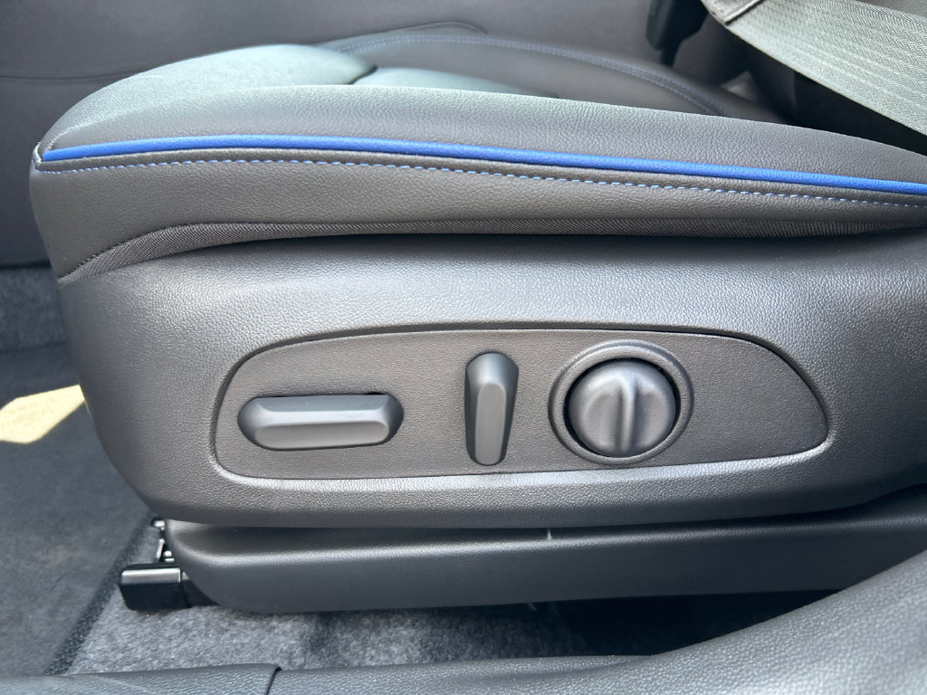 New 2026 Buick Envista Sport Touring w/ Convenience I Package FWD image 17