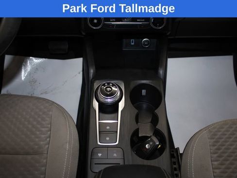 Used 2020 Ford Escape SE image 19