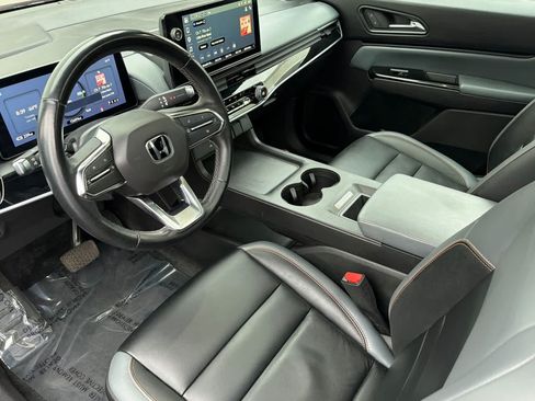 Used 2024 Honda Prologue Touring image 13