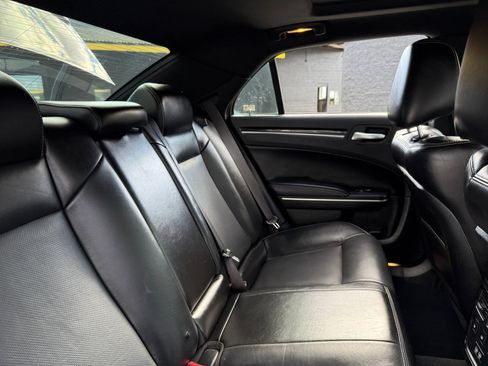 Used 2022 Chrysler 300 S w/ Comfort Group image 18