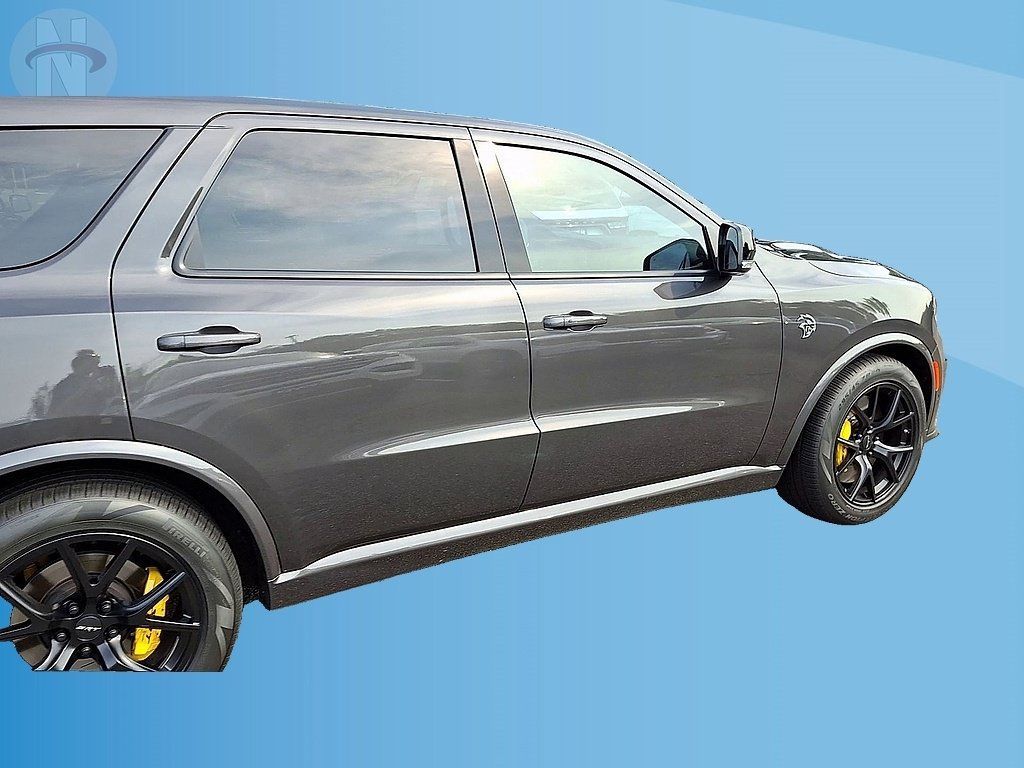 Used 2026 Dodge Durango SRT Hellcat w/ Premium Group AWD/4WD image 9