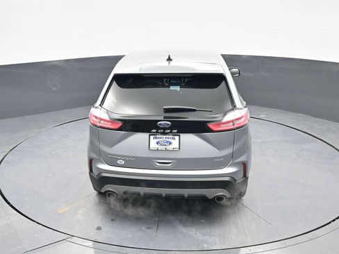 Used 2024 Ford Edge Titanium image 31