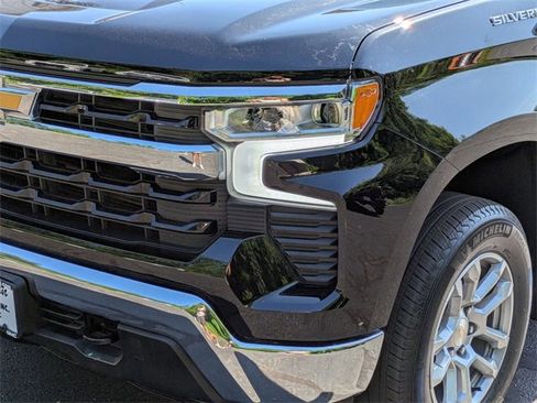 Used 2022 Chevrolet Silverado 1500 LT image 9