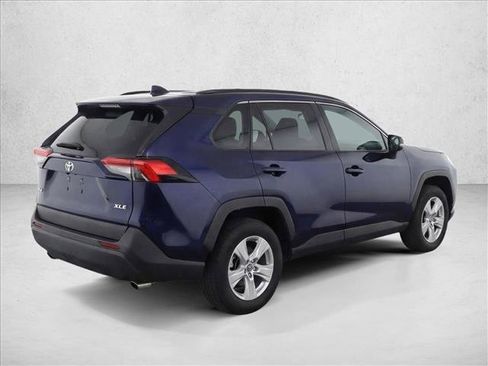 Used 2020 Toyota RAV4 XLE image 7