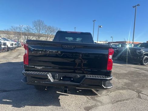 New 2026 Chevrolet Silverado 2500 Custom w/ Custom Value Package image 4