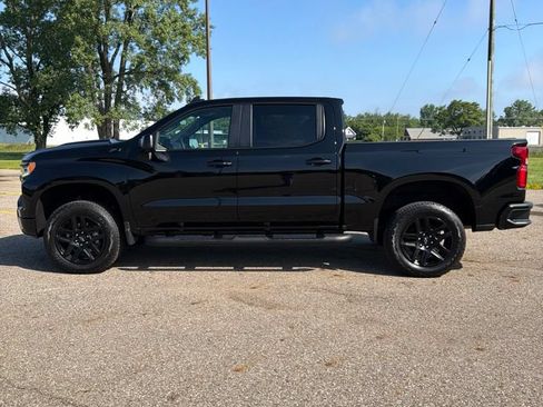 Used 2025 Chevrolet Silverado 1500 LT Trail Boss w/ LT Trail Boss Premium Package AWD/4WD image 8