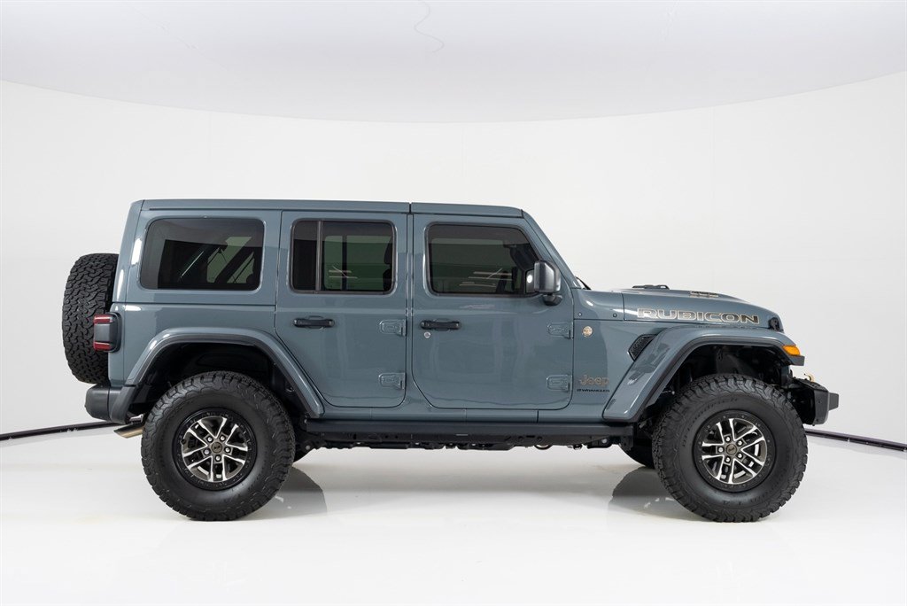Used 2024 Jeep Wrangler Unlimited Rubicon 392 AWD/4WD image 3