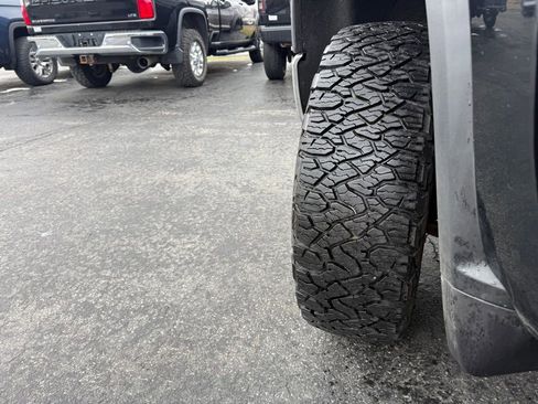 Used 2020 Chevrolet Silverado 2500 LTZ w/ LTZ Plus Package image 9