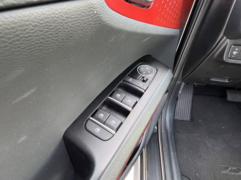 Certified 2025 Kia Soul GT-Line image 22