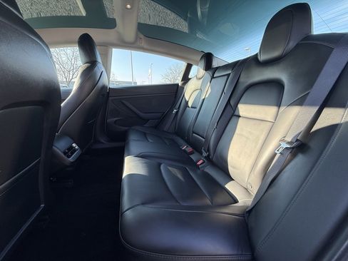 Used 2022 Tesla Model 3 Long Range image 22