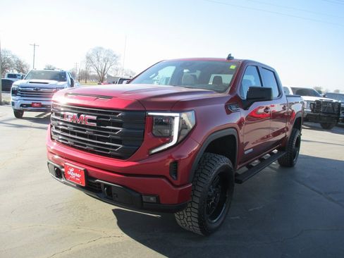 Used 2023 GMC Sierra 1500 Elevation image 10